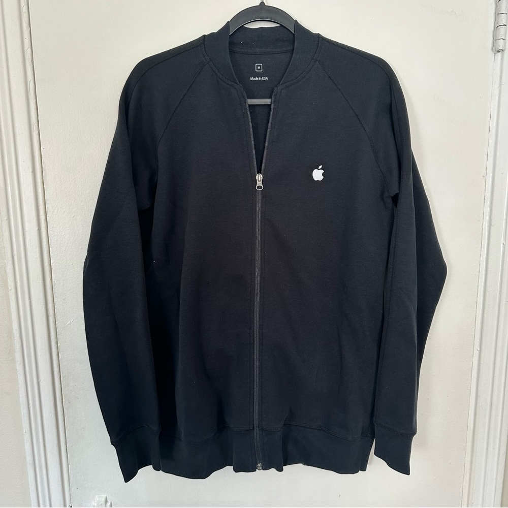 Apple Store Employee Adult Medium Black Athletic Logo Zip Up Jacket